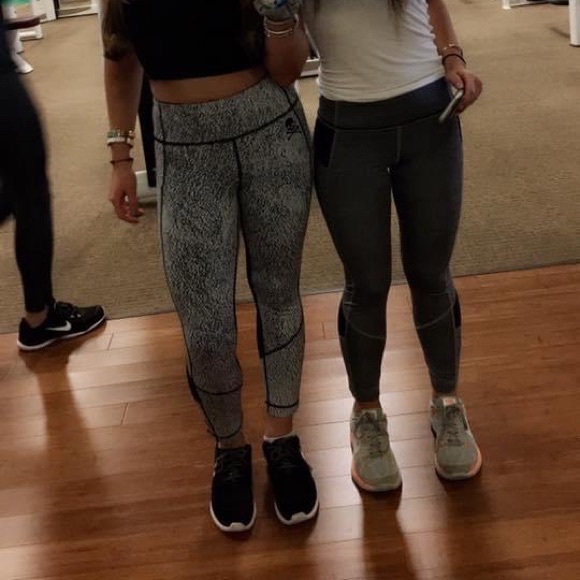 Lululemon Soulcycle leggings - Picture 1 of 9